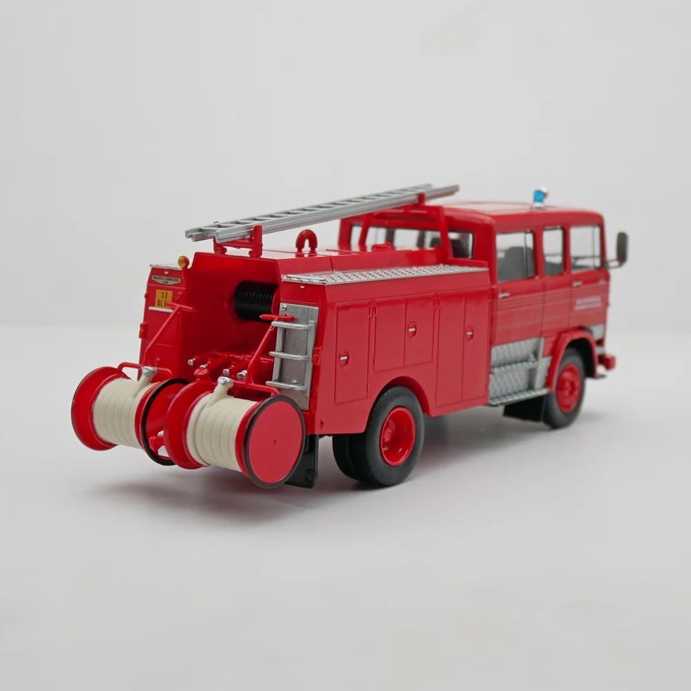 Ixo 1:43 Truck Fire Engine Mercedes-benz 1113 Diecast Car Model Metal Toy Vehicle