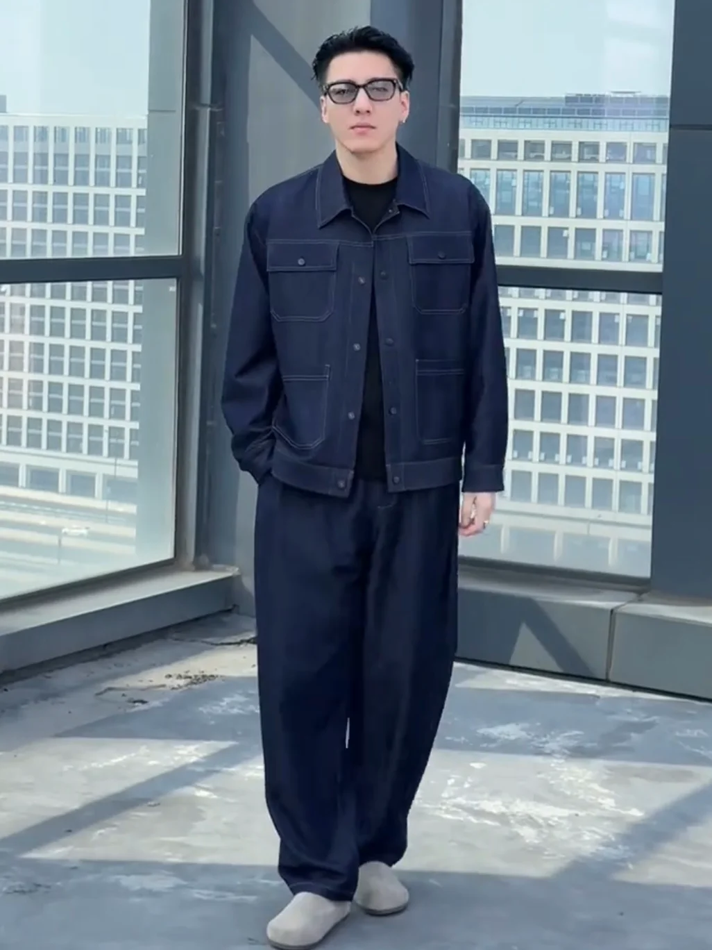 

Весенний мужской комплект в минималистичном стиле: модный джинсовый костюм с длинным рукавом, повседневная куртка с воротником и длинные брюки, комплект из двух предметов