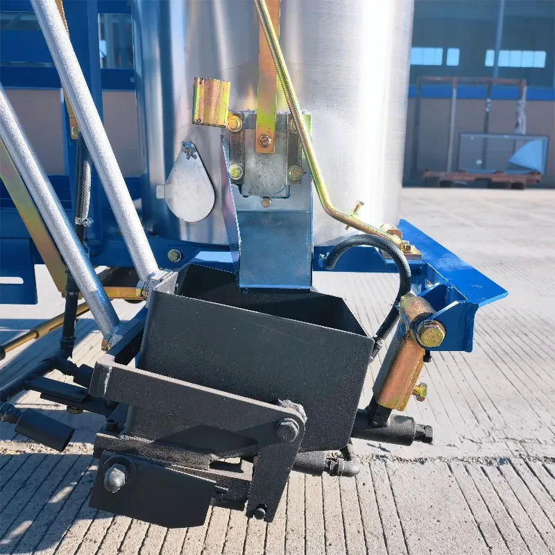 Cheap Durable Gas Heated Hand Push Thermoplastic Road Marking Machine Hopper Glass Bead Spreader Low Maintenance Cost