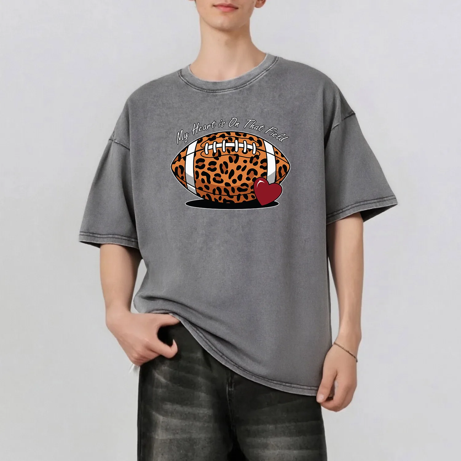 

American Football Graphic Printing Men's Summer Retro Style Washed Water T-Shirt Casual Short Sleeved Basic Men's Top 230G