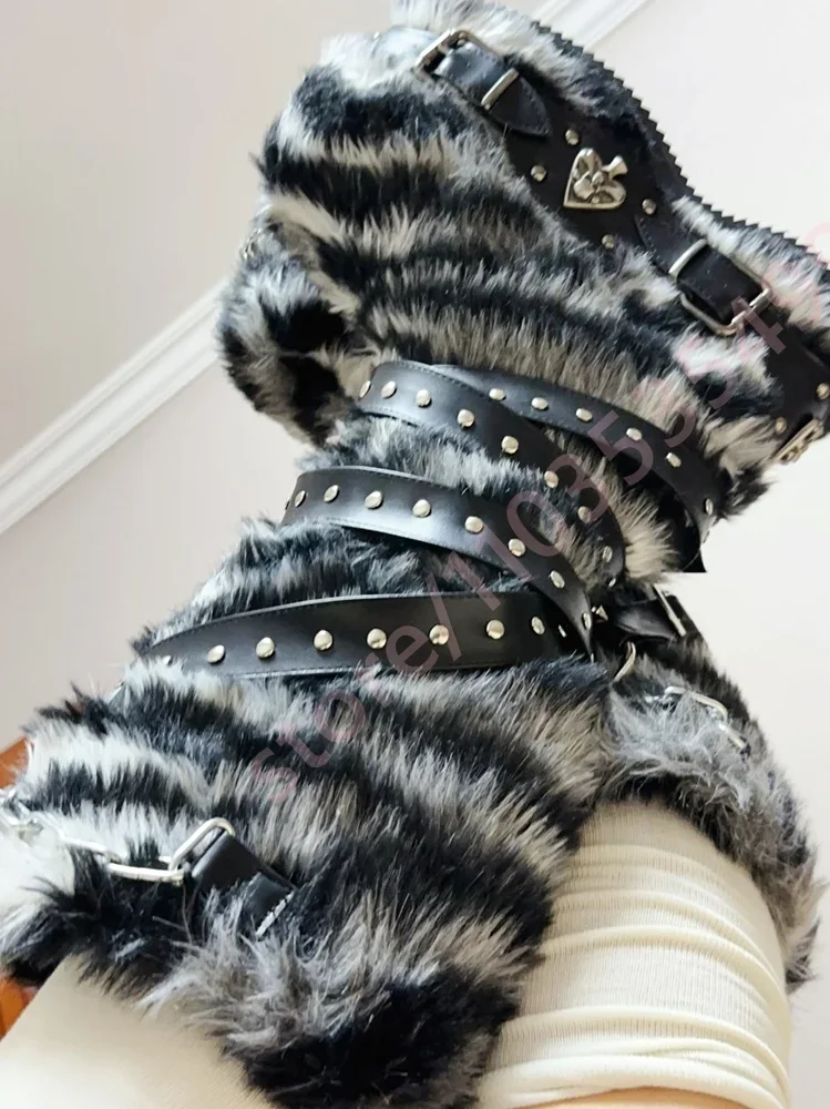 2026 Punk-Style Leather Buckle Fur Snow Boots Winter New Style Round Toe Stage Boot Fashion Party Casual Knee-High Studded Boots