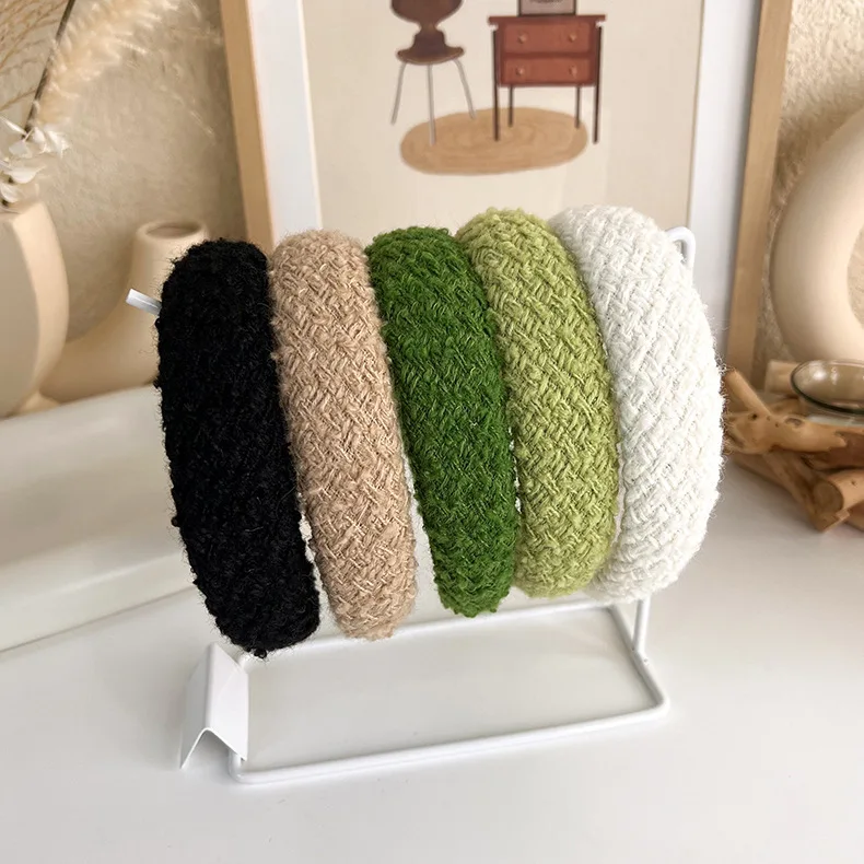 

Headband Wide Knitted Plush Crown Lifting Comfortable Warm Fall Winter Stylish for Women Everyday Outdoor Accessory