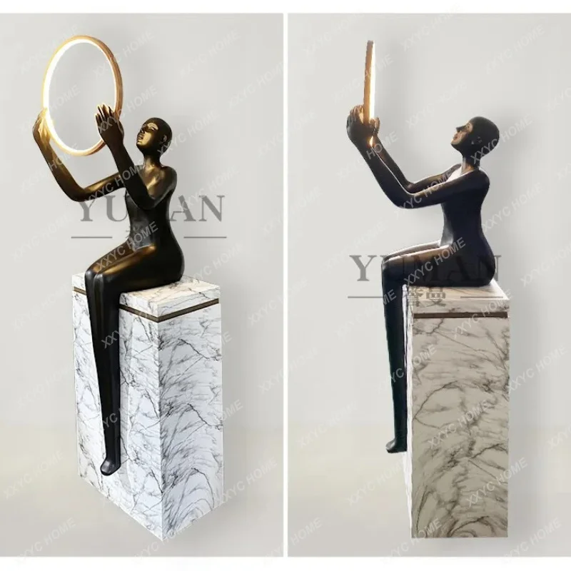 Lreative light luxury sitting figure sculpture,hotel home furnishing in the sales officehumanoid ornament in the exhibition hall