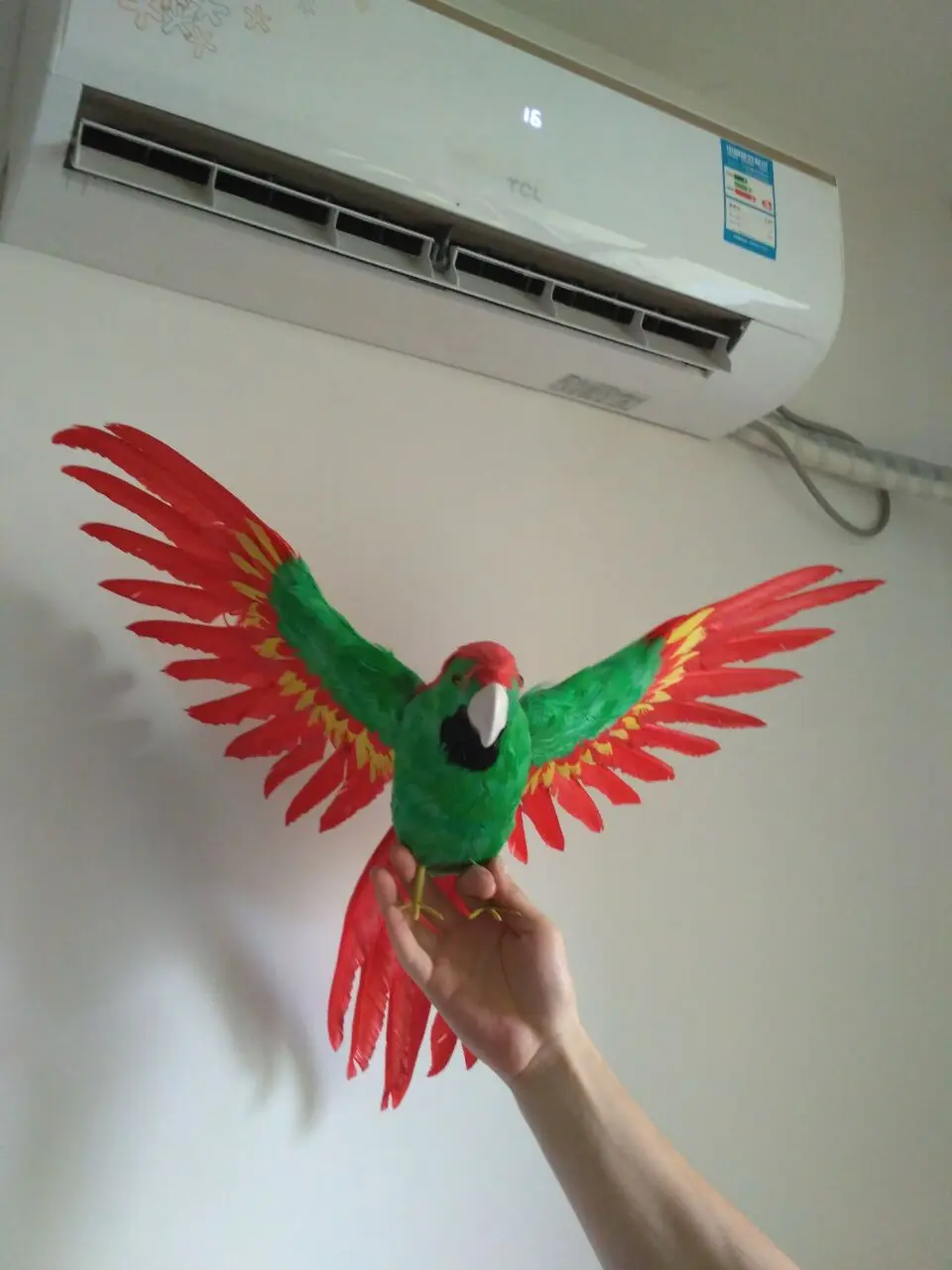 big creative real life red&green parrot model foam&feather wings bird gift about 45x60cm d0209