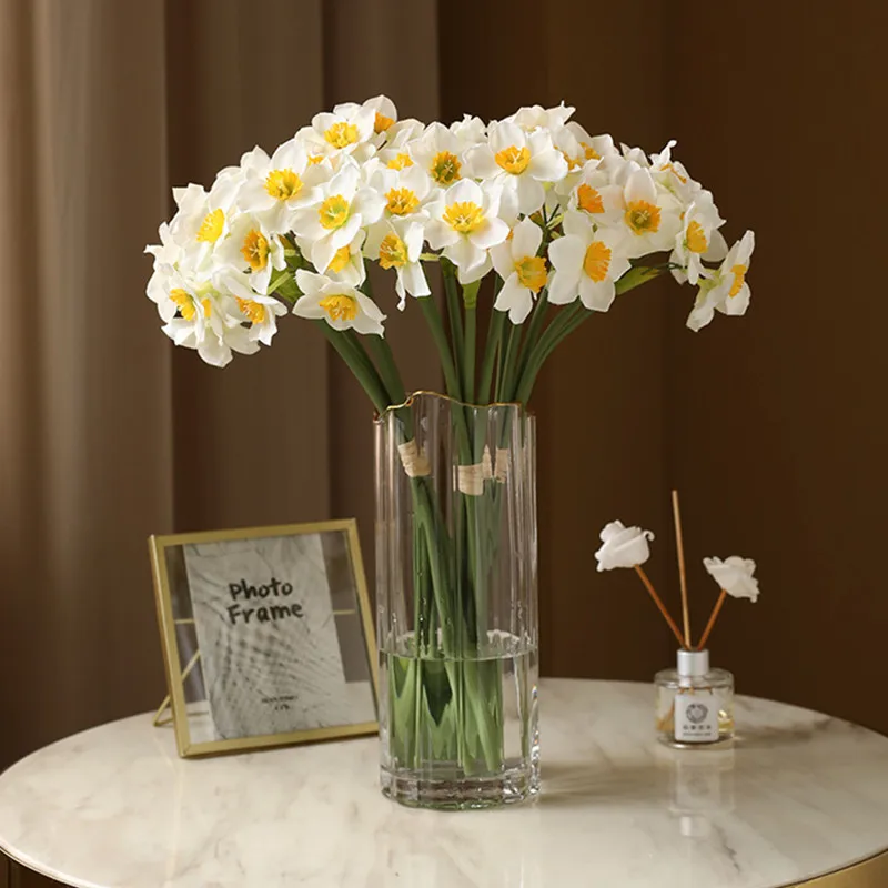 

High Quality 6pcs/Bunch Artificial Narcissus Flowers Fake Daffodil Flower Wedding Scene Decor Home Room Decoration Free Shipping