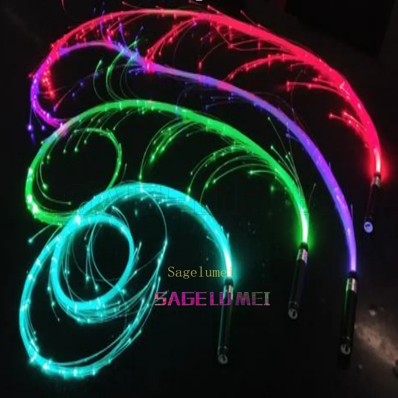 Mehrfarbige Disco Dance Glow Whip Sparkle Flow Party String USB wiederaufladbare LED-Glasfaser-Peitsche Licht 360° °   Schwenkbare optische Peitschen