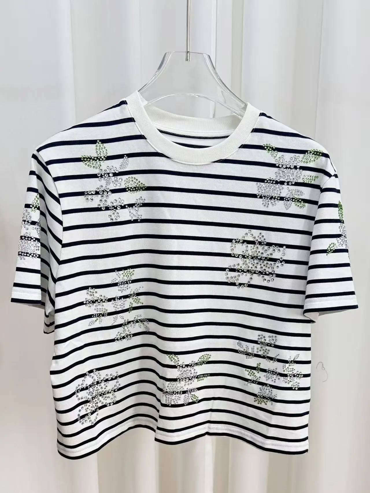 

Casual Versatile Heavy Embellished round Neck Striped T-Shirt Slimming Top for Women Cotton Polyester Blend Spring 2026
