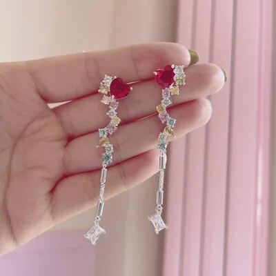 الأصلي الحب الأحجار الكريمة الأقراط الإناث المتخصصة تصميم تحسس الأقراط عالية الفاخرة الأذن كليب 2022 موضة رائعة هدية