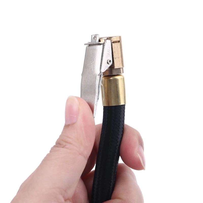 Dụng cụ kẹp khí tự khóa trên ô tô thực tế với ống dẫn khí và lốp tiêu chuẩn cho máy bơm khí nén 0,305 "x32TPI