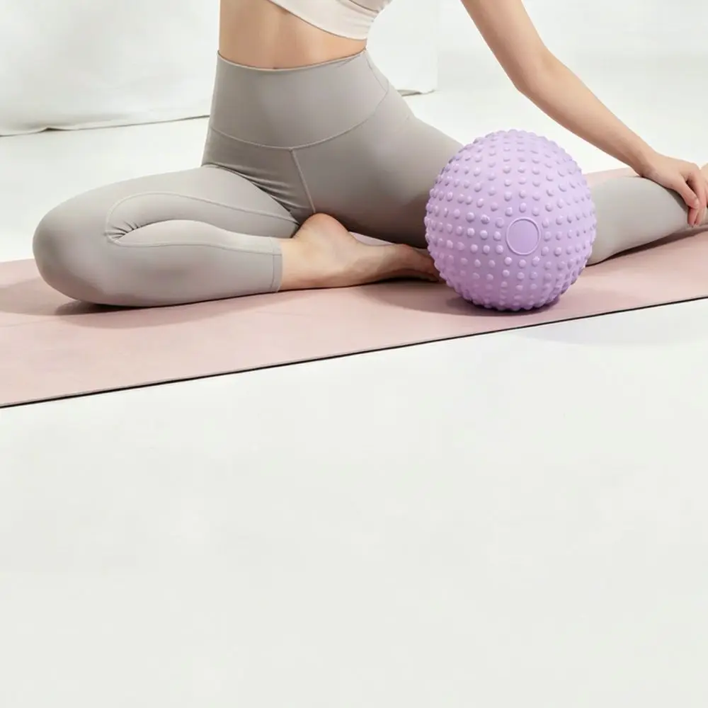 Compact Pilates Ball Textured Yoga Sphere PVC Fitness Equipment For Daily Core Workout And Muscle Massage Tool