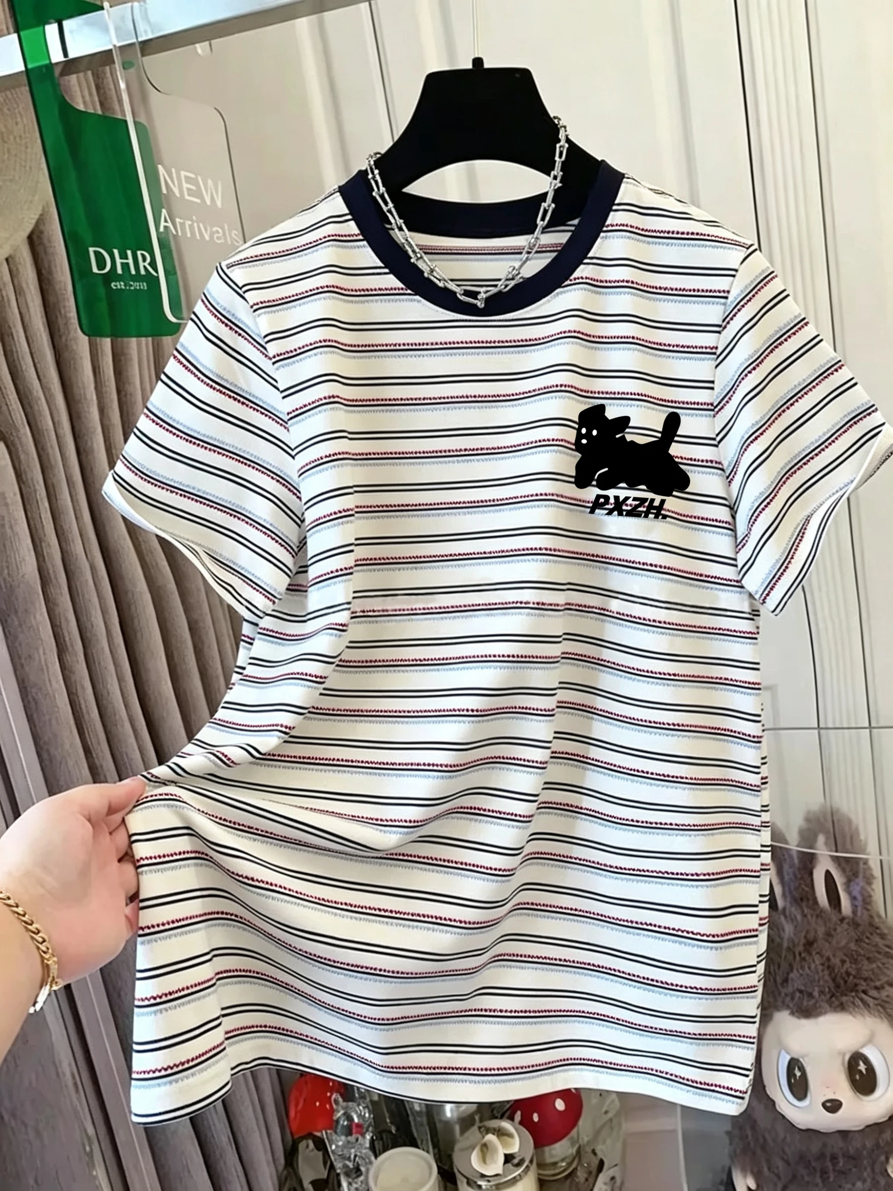 Summer Clothing Outlet - Unisexowy T-shirt z krótkim rękawem w