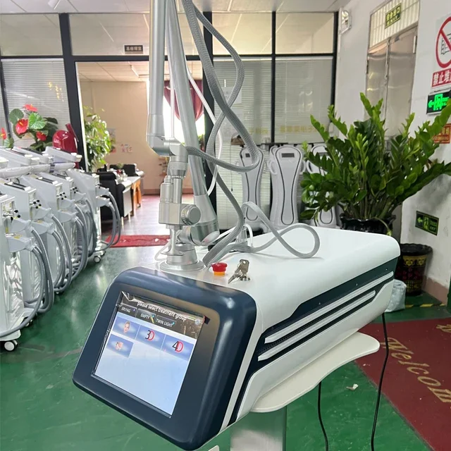 Newest Design 4D Fotona Co2 Fractional Laser Treatment Machine 10600nm Laser Beauty Machine For Skin Resurfacing Acne Scars