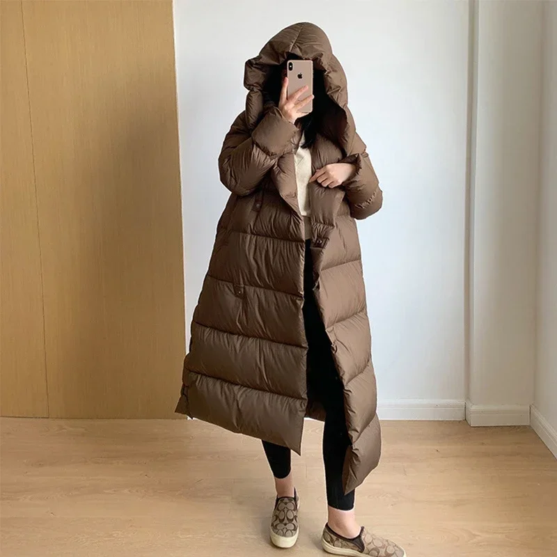 Fashion 2024 Top Quality Winter Women Puffer Jacket Long Hooded Parka Lightweight Warm 90% White Duck Down Coats Female Outwear