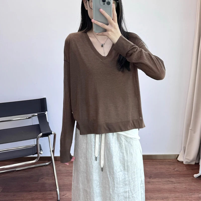 

Meecion Soft Skin-friendly 00 Camere Loose V-ne Long Sve Knitted Sweater Women's Fake Two-pieced Comfortable Sweater