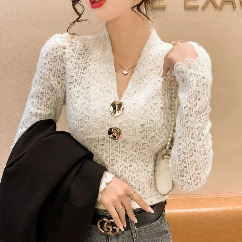 Spring Autumn Solid Color V-neck Long Sleeve Blouse Women High Street Hollow Lace Pullovers Elegant Slim Vintage All-match Tops