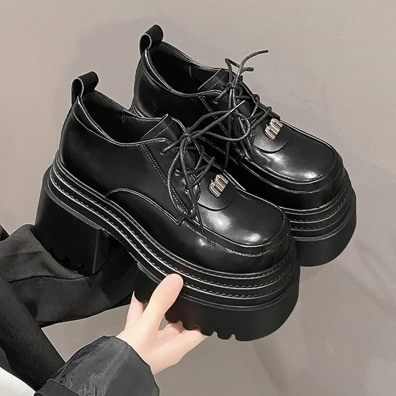 10 سنتيمتر النساء فاسق أحذية عالية الكعب موضة مريحة منصة أحذية رياضية من الجلد أحذية امرأة مكتنزة عادية في الهواء الطلق الإناث المتسكعون