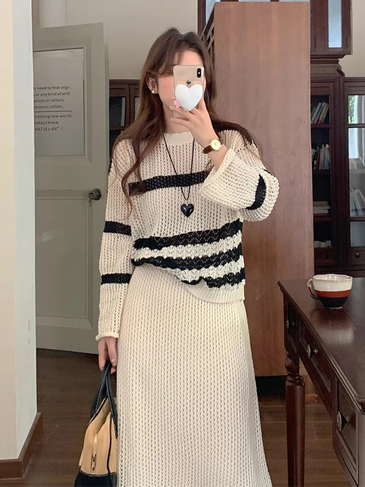 

Шикарный осенний винтажный вязаный свитер Lazy Sle с прямой юбкой контрастного цвета, комплект в полоску с вырезами Me