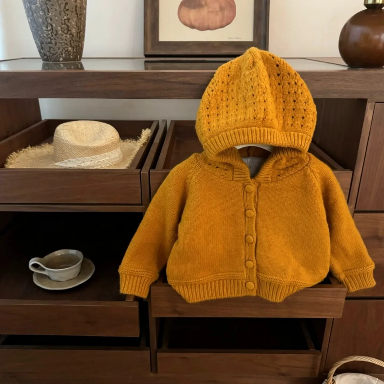 2026 Winter New Warm Velvet Korean Girls' Hollow Hook Flower Thick Sweater Hooded Knitted Sweater