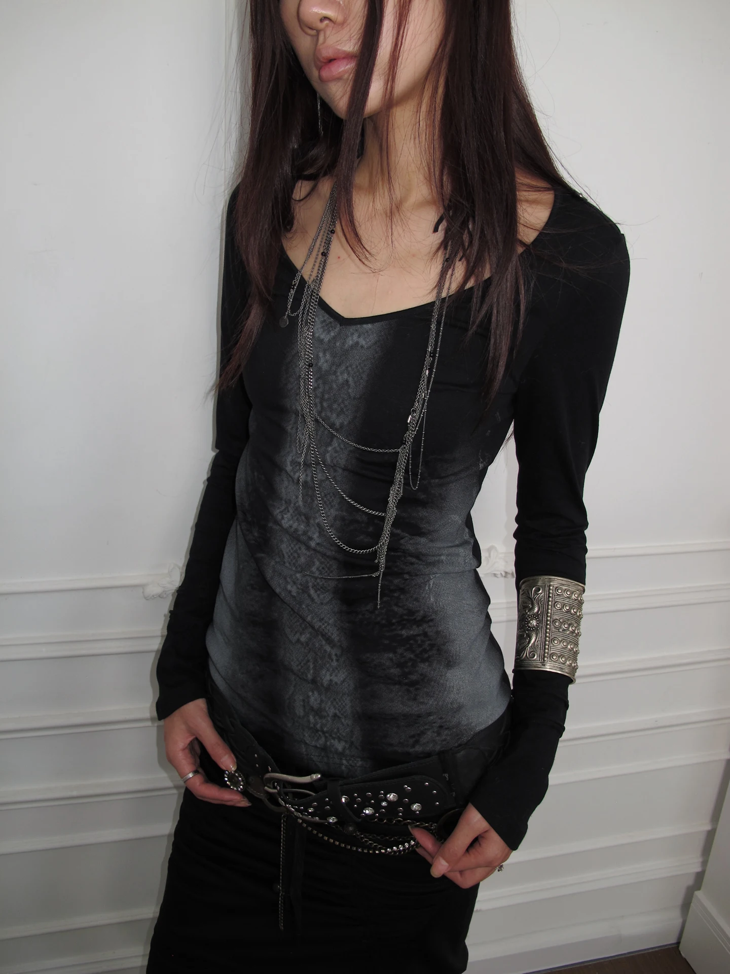 

DoublePunch Original Snake Skin Print Slim Fit V-Ne T-irt Autumn Winter Casual Wear Cotton Polyester Long Sve Top