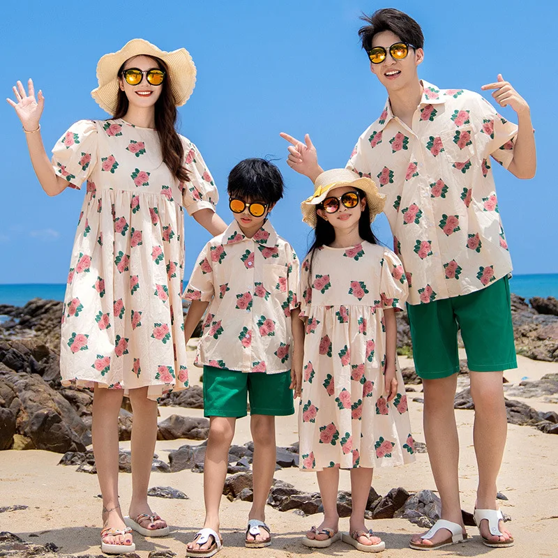 Vacation Holiday Look Family Matching Clothes Korean Mom and Daughter Resorts Floral Dresses Dad and Son Shirts Shorts Outfits