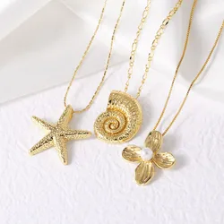 FLOLA Simple Gold Plated Starfish Conch Necklaces for Women White Pearl Flower Necklaces Beach Jewelry Gifts nkeb593