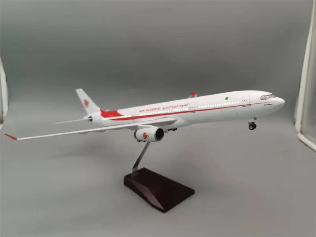 Model samolotu 47cm, model zabawki, odlewany z żywicy, Air Algerie A330 330, skala 1:135, dekoracja do ekspozycji, kolekcjonerski.