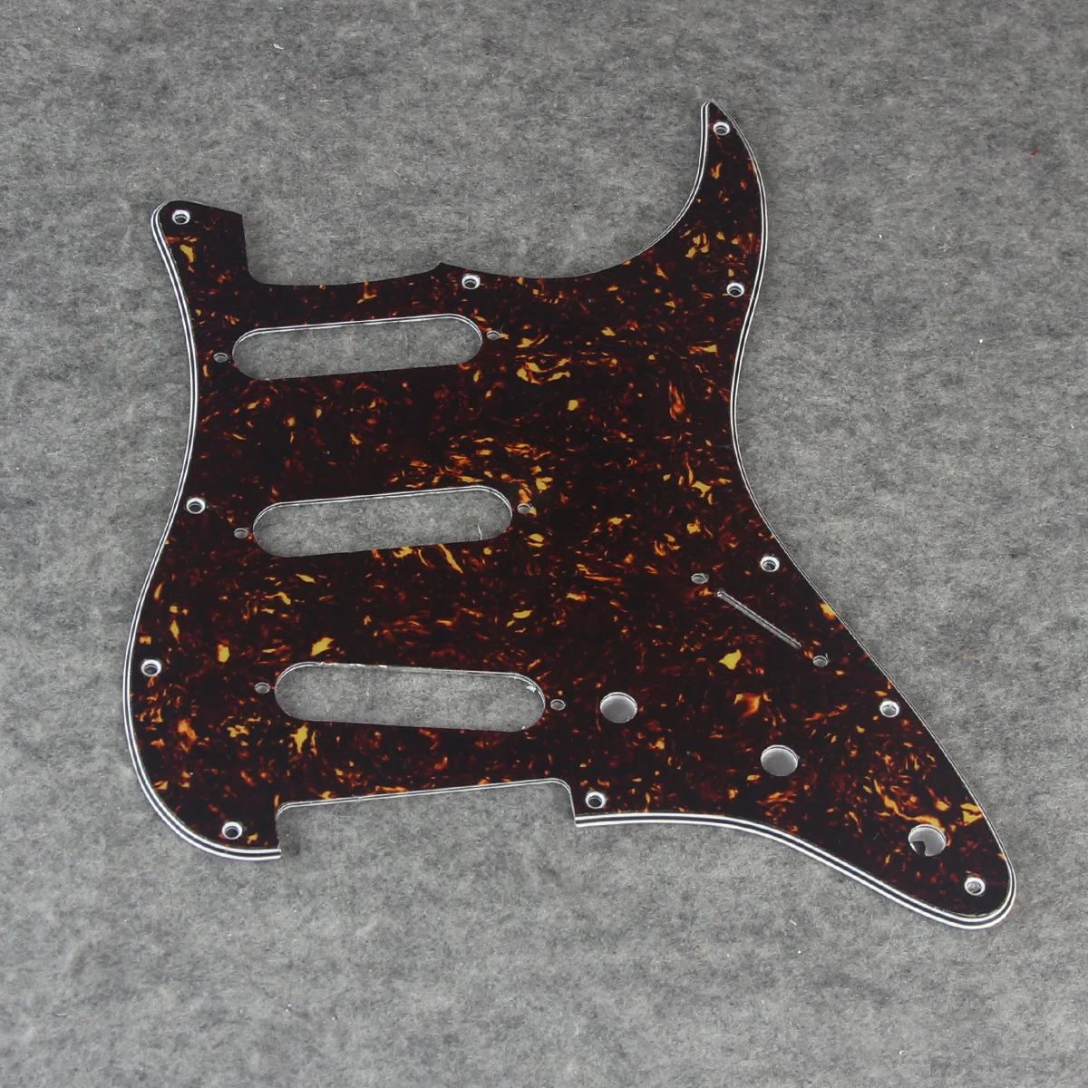 FLEOR SSS 11-Loch-Gitarren-Schlagbrett ST-Kratzplatte mit Schrauben für Gitarrenzubehör, 13 Farben zur Auswahl – Detail 5