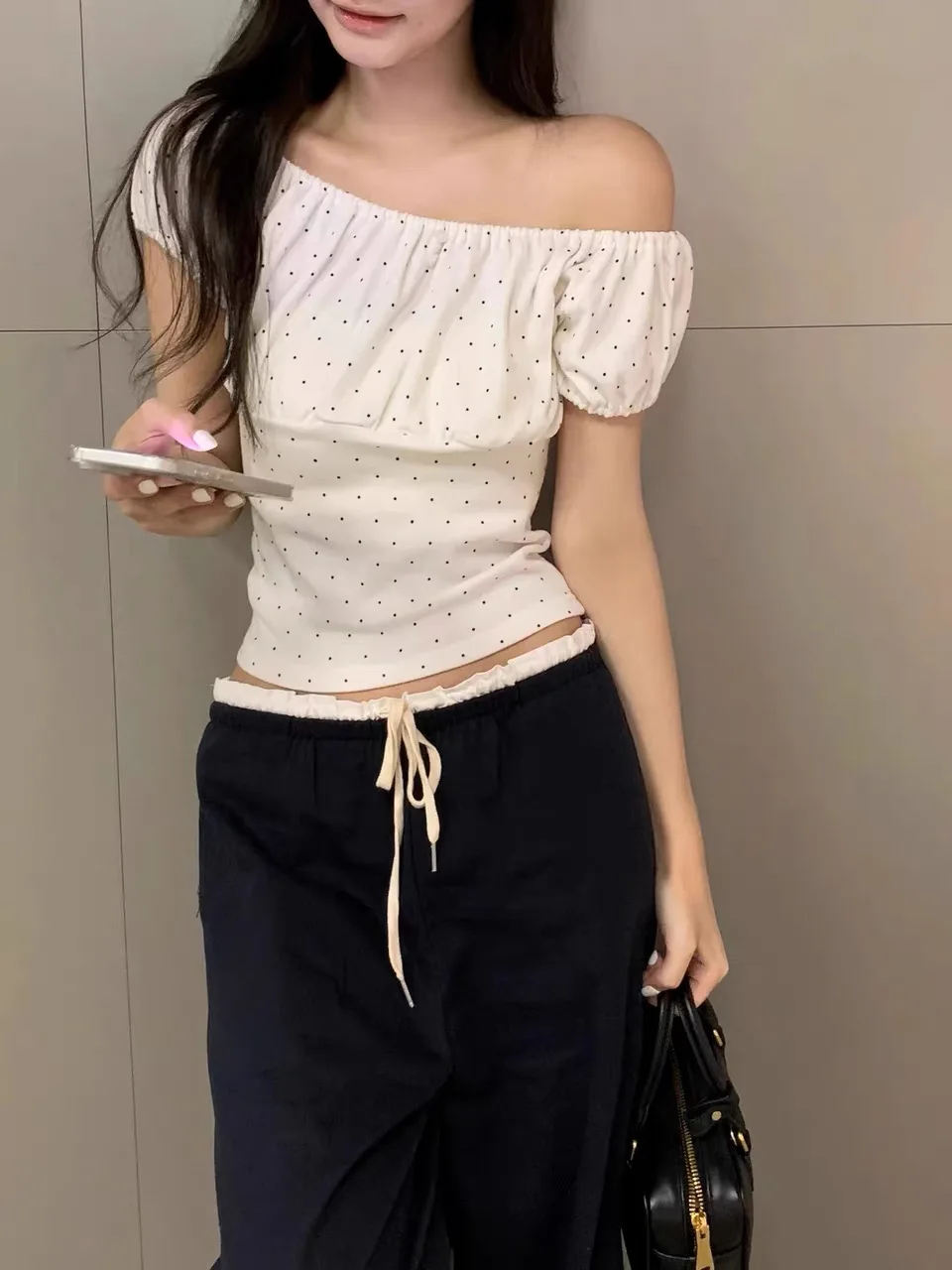 

Sweet Korean Style Polka Dot Bubble Sleeve Short Sleeve T-Shirt Women's Shoulder Bared Top Blogger Favored Girl's Cotton Summ...
