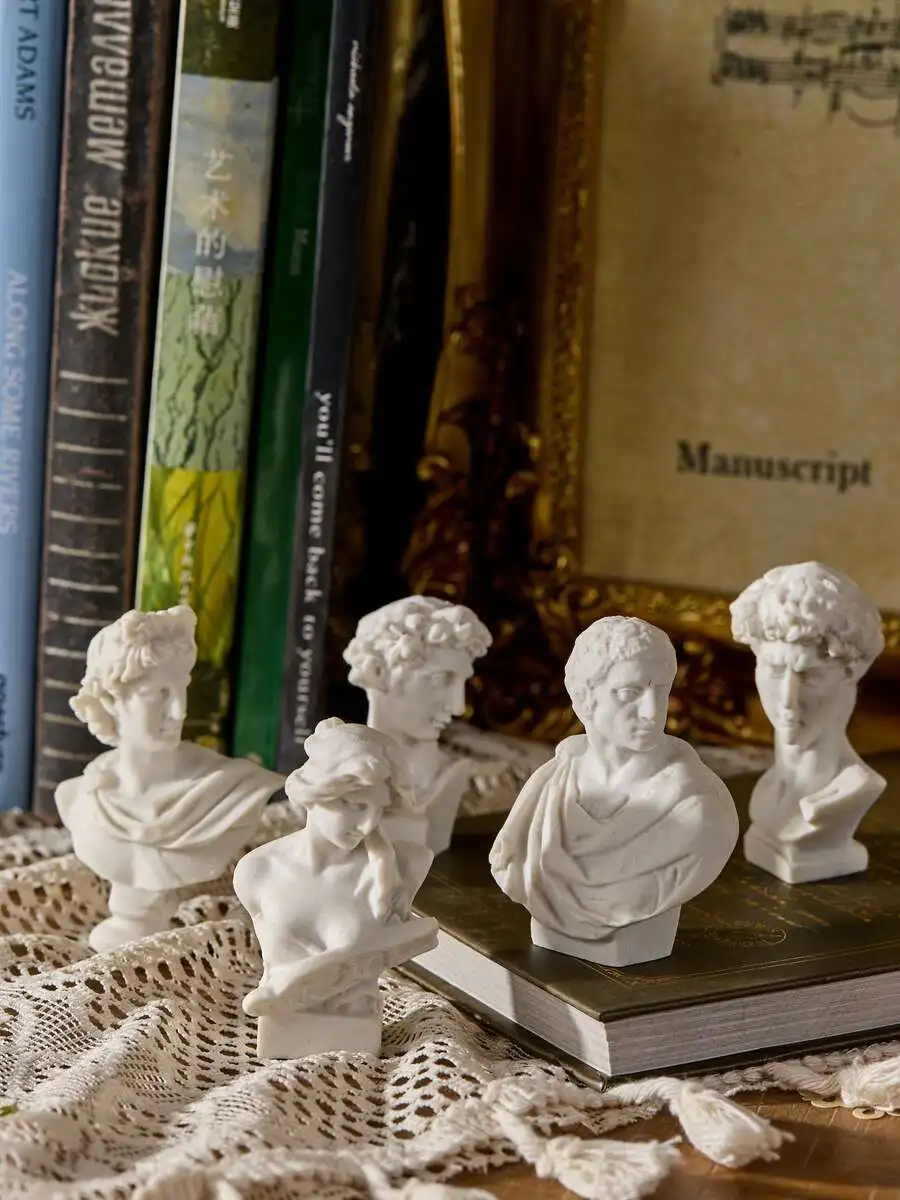 

5pcs Mini Resin Venus Figurines, Home Room Decor Decorations For Bedroom Best Gifts Birthday Graduation