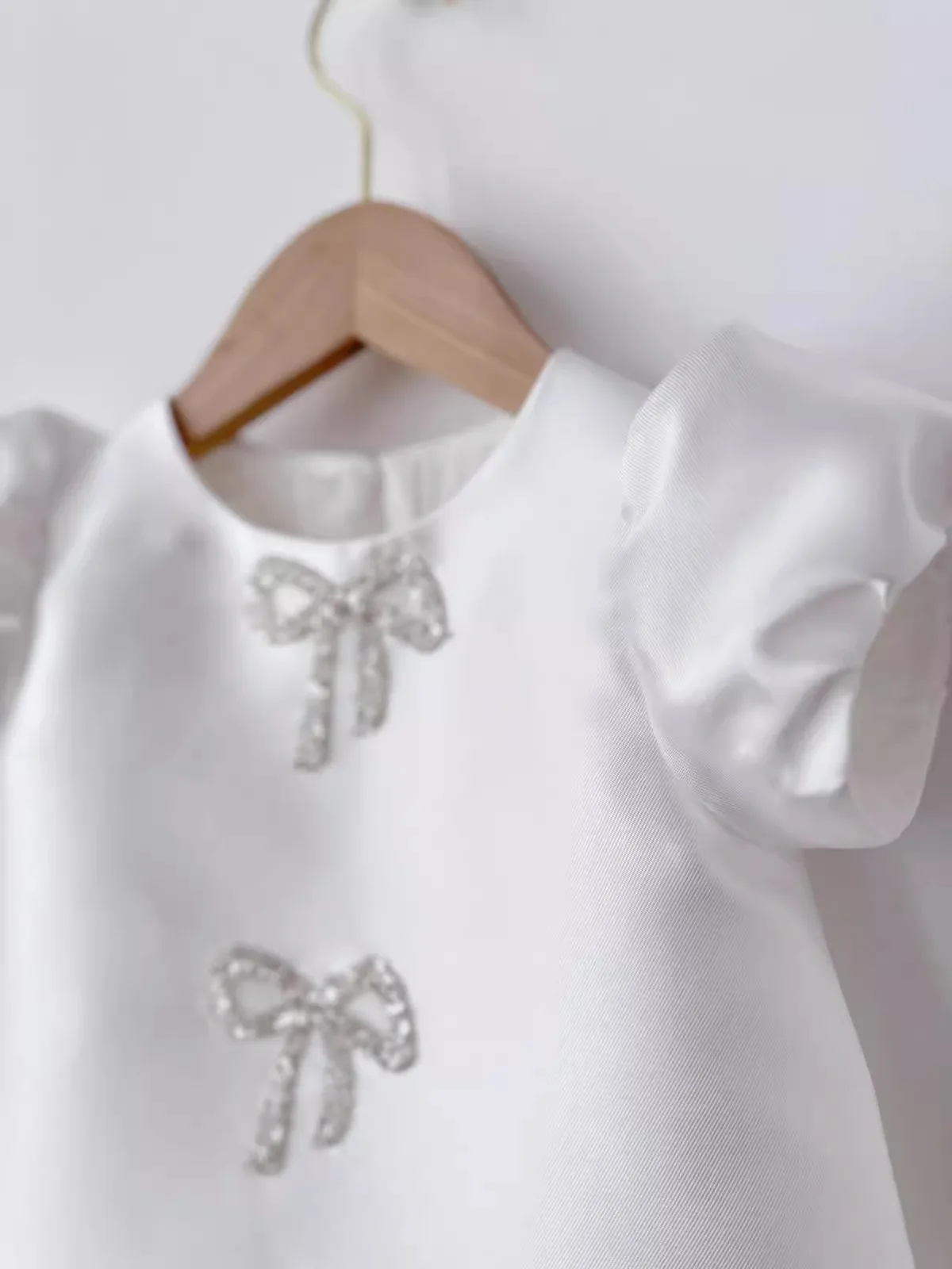 Children Cute White Princess Ball Gown Girls Cute Bow Puff Sleeve Design Birthday Baptism Wedding Dress g225 - view 4
