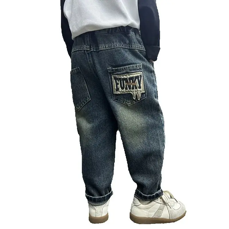 

Джинсы для мальчиков 2–10 лет Детские джинсы Новинка 2025 Осенние джинсовые брюки Прямые брюки для мальчиков со средней талией Детские уличные брюки Детские джинсы