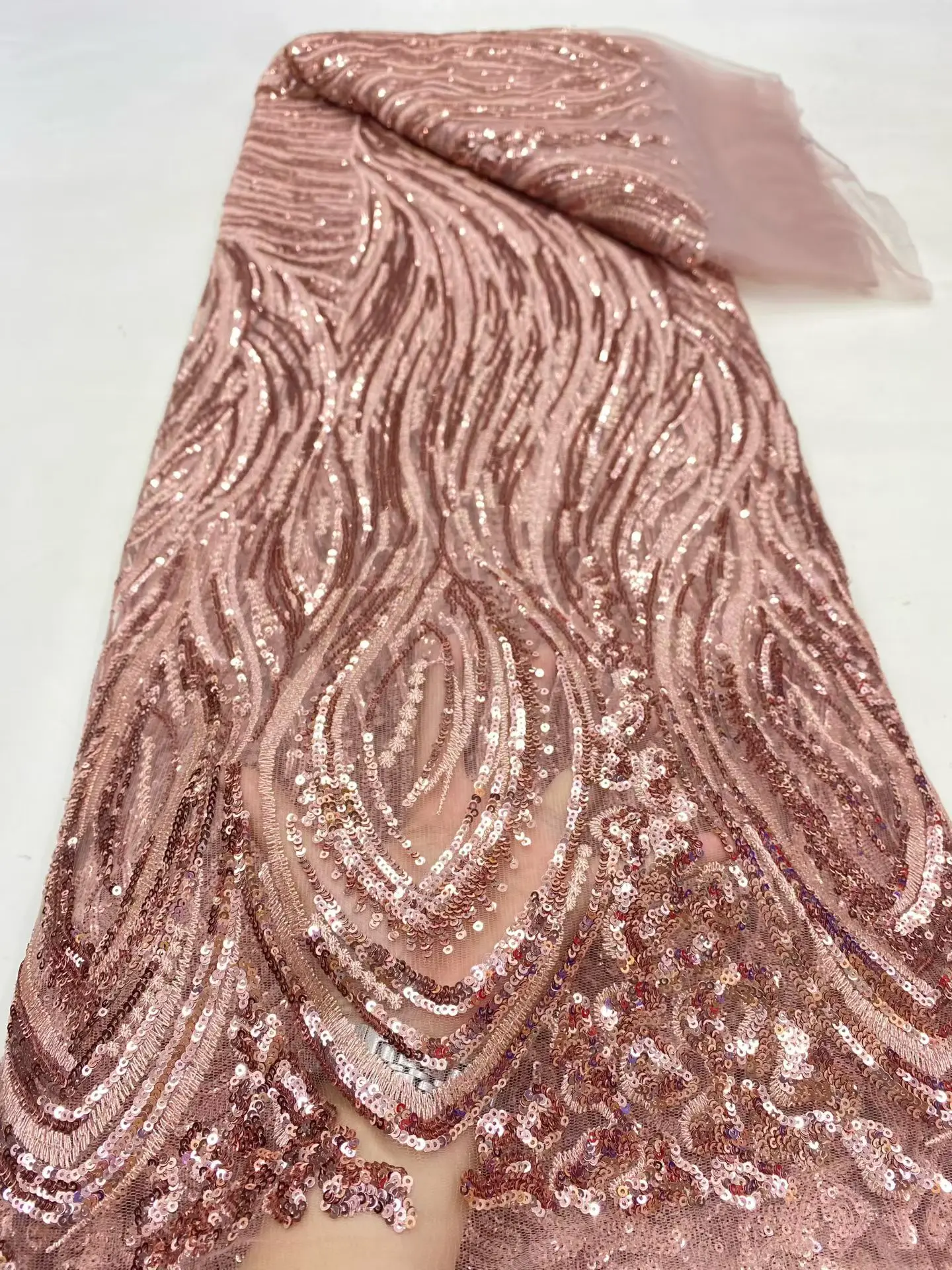 

2025 African Nigerian High-Quality Sequins Tulle Lace Fabric for Prom Dresses Beads Embroidery Sewing Net Cloth 5Yard DP0480