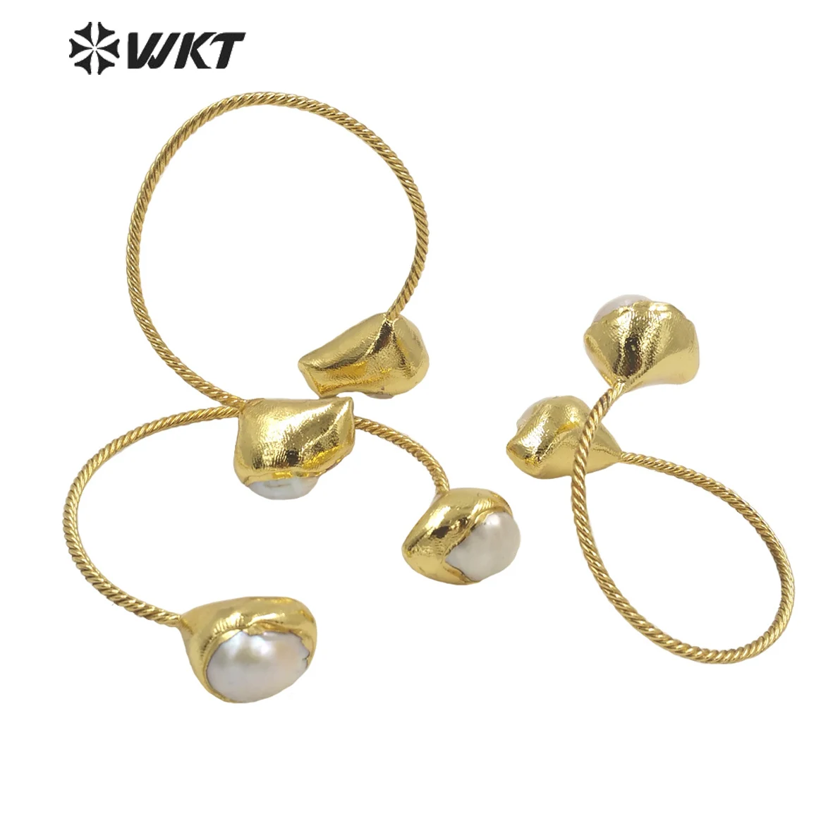 WT-MPB051 WKT High Quality Natural Pearl Bracelet Two Large Pearls with Open Big C Bangle Color Plated Color Women Jewelry Gift