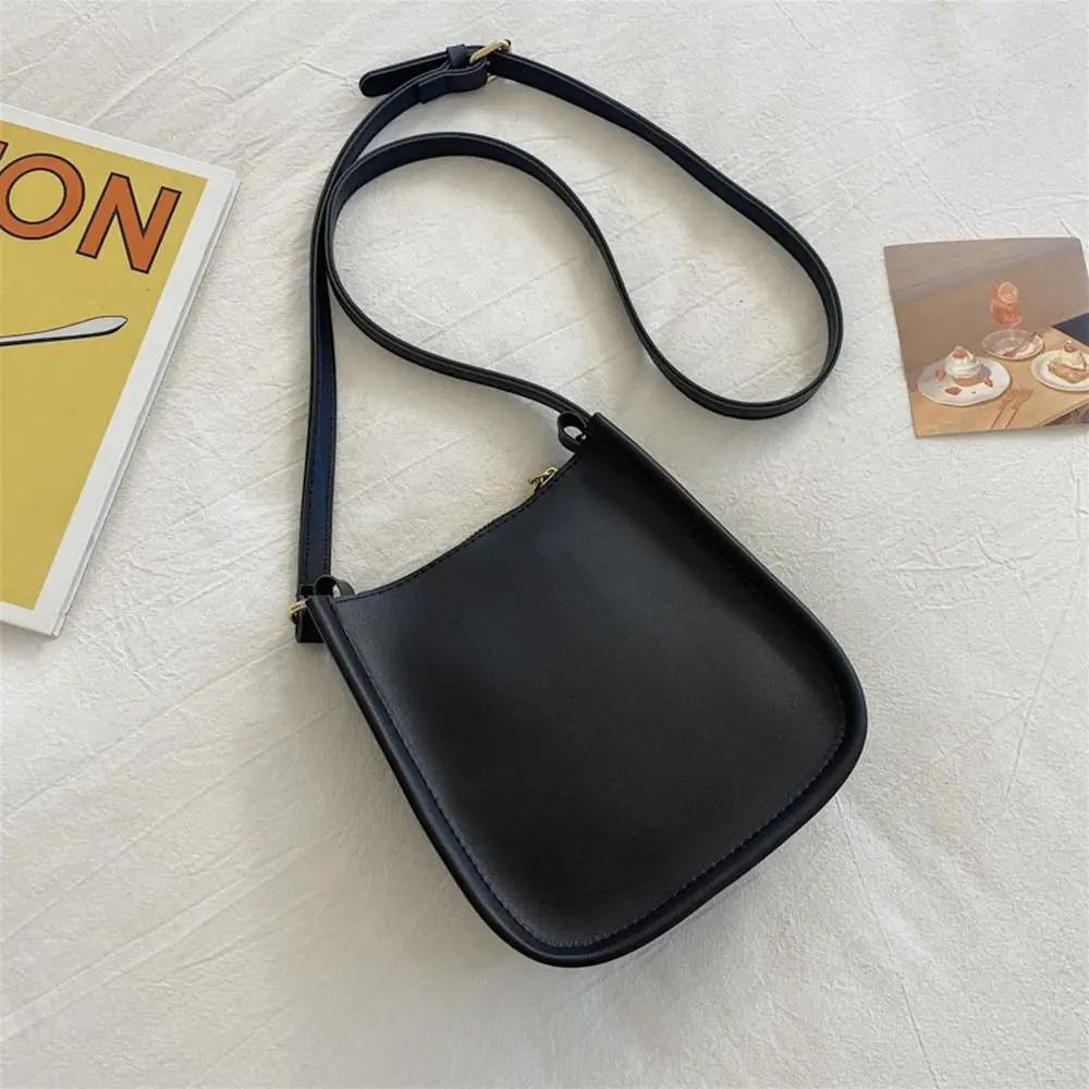 

Fashion Pu Leather Small Square Bag White Black Shoulder Bag Mobile Phone Bag Handbag Crossbody Bag Students