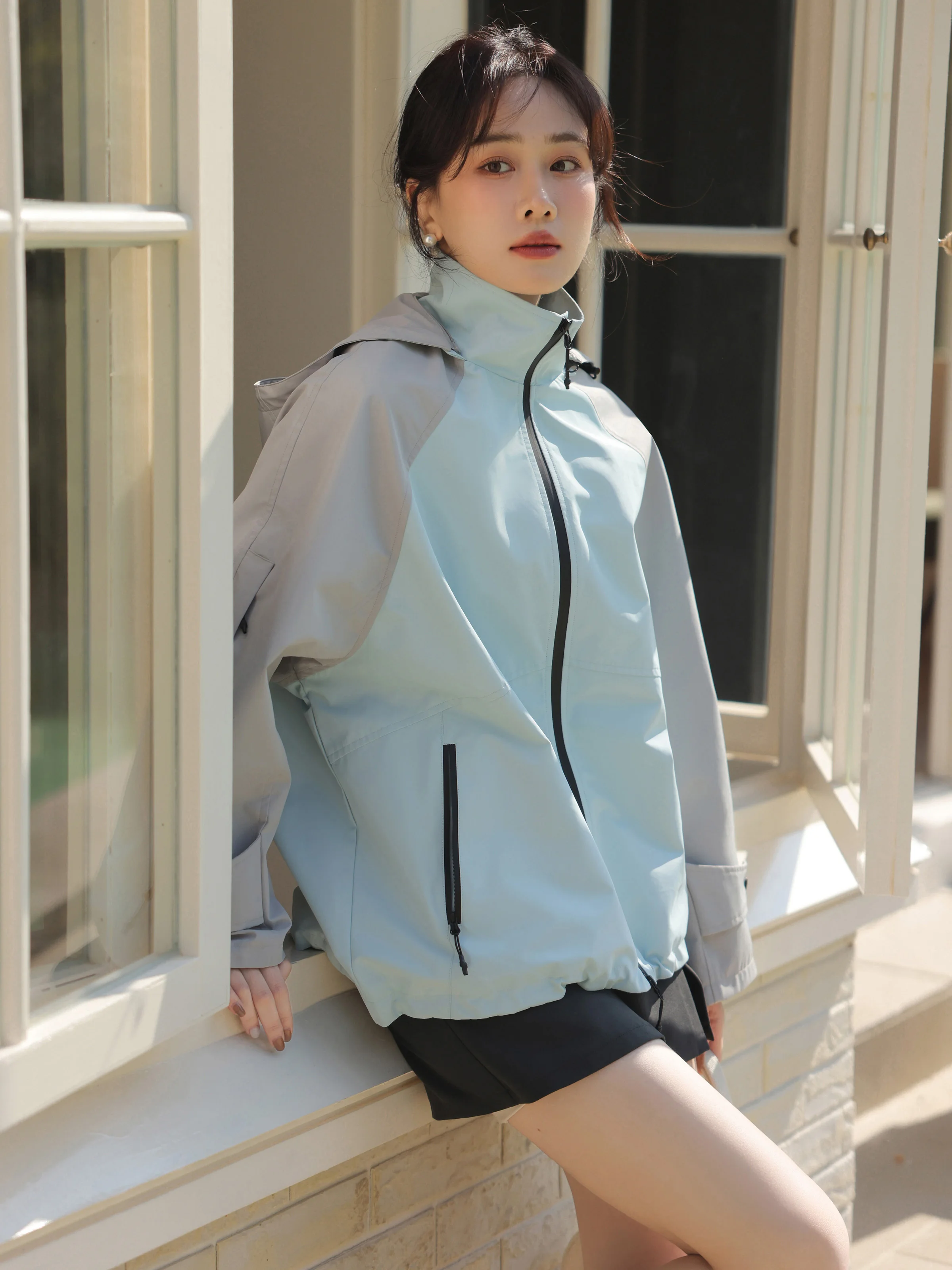 Women 3-in-1 Color Block Hooded Jacket Waterproof Windproof Zip-Up Outdoor Coat Lightweight Casual Windbreaker for Spring Travel