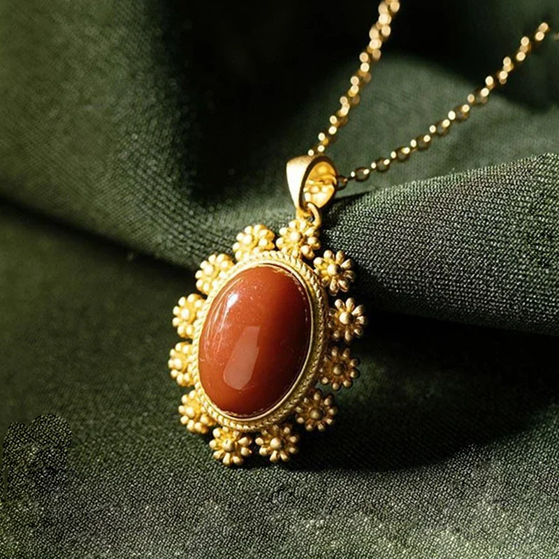 Ancient gold craftsmanship inlaid with southern red tourmaline flower pendant ladies necklace temperament classic charm jewelry