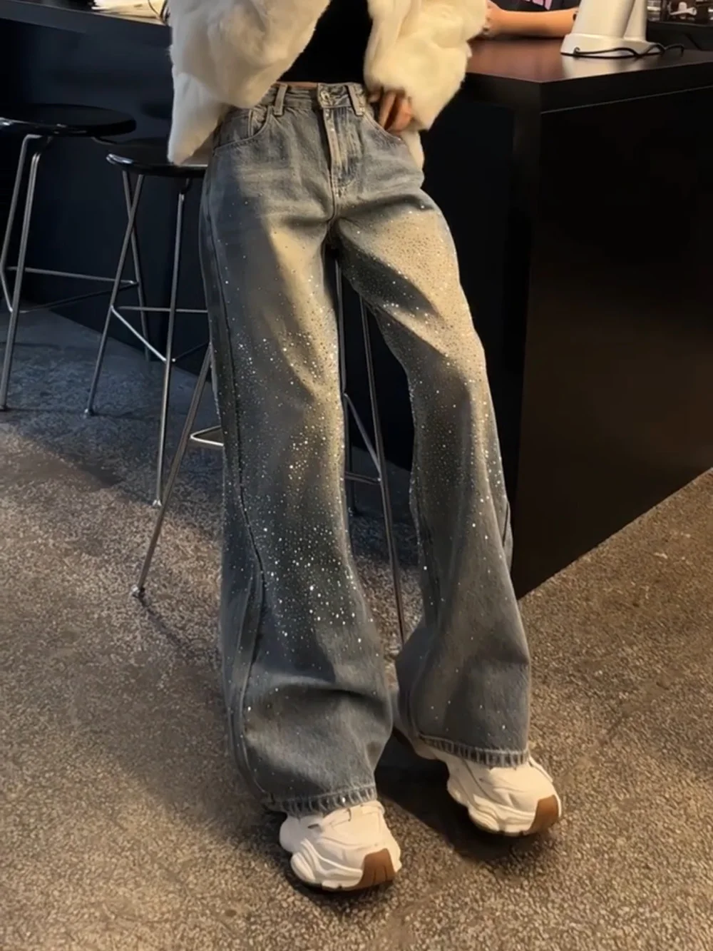 

High Waist Straight Leg Denim Jeans Women's Spring 2026 New Design Loose Wide Leg Long Pants Glittering Diamond Treatment