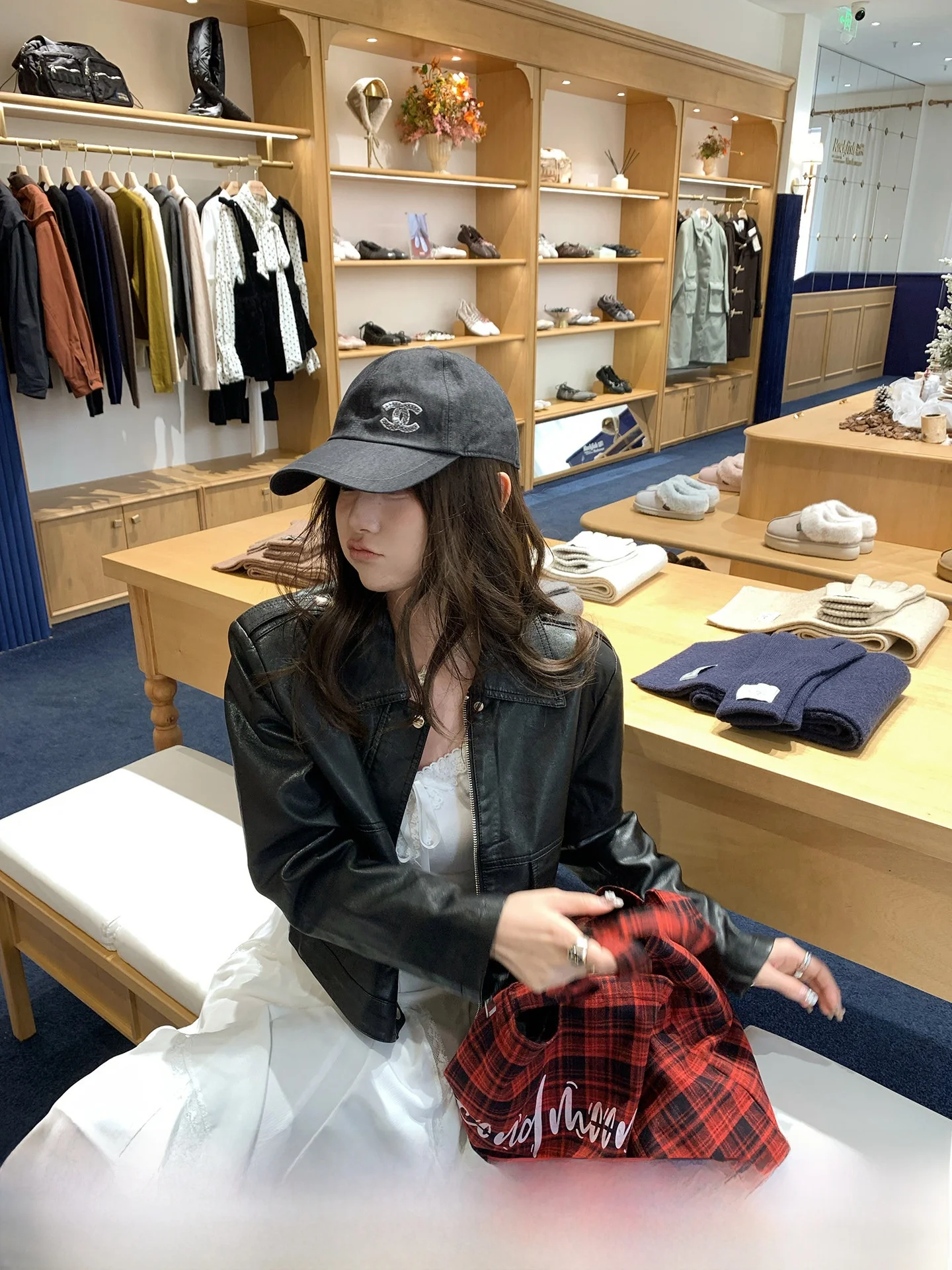 

Bla PU Leather Jaet Women's Loose Motorcycle Sle Spring Outerwear Casual Faion ort Sve Zipper Closure Coat