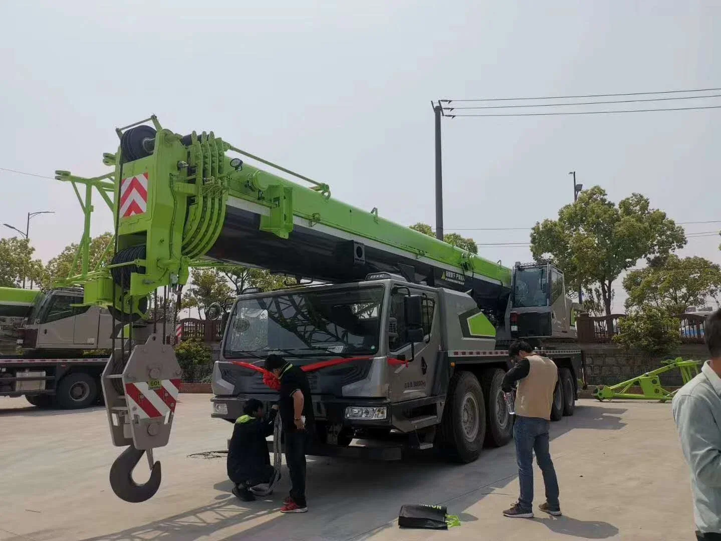 Energy saving  ZTC800H7 mobile truck crane 80 tons