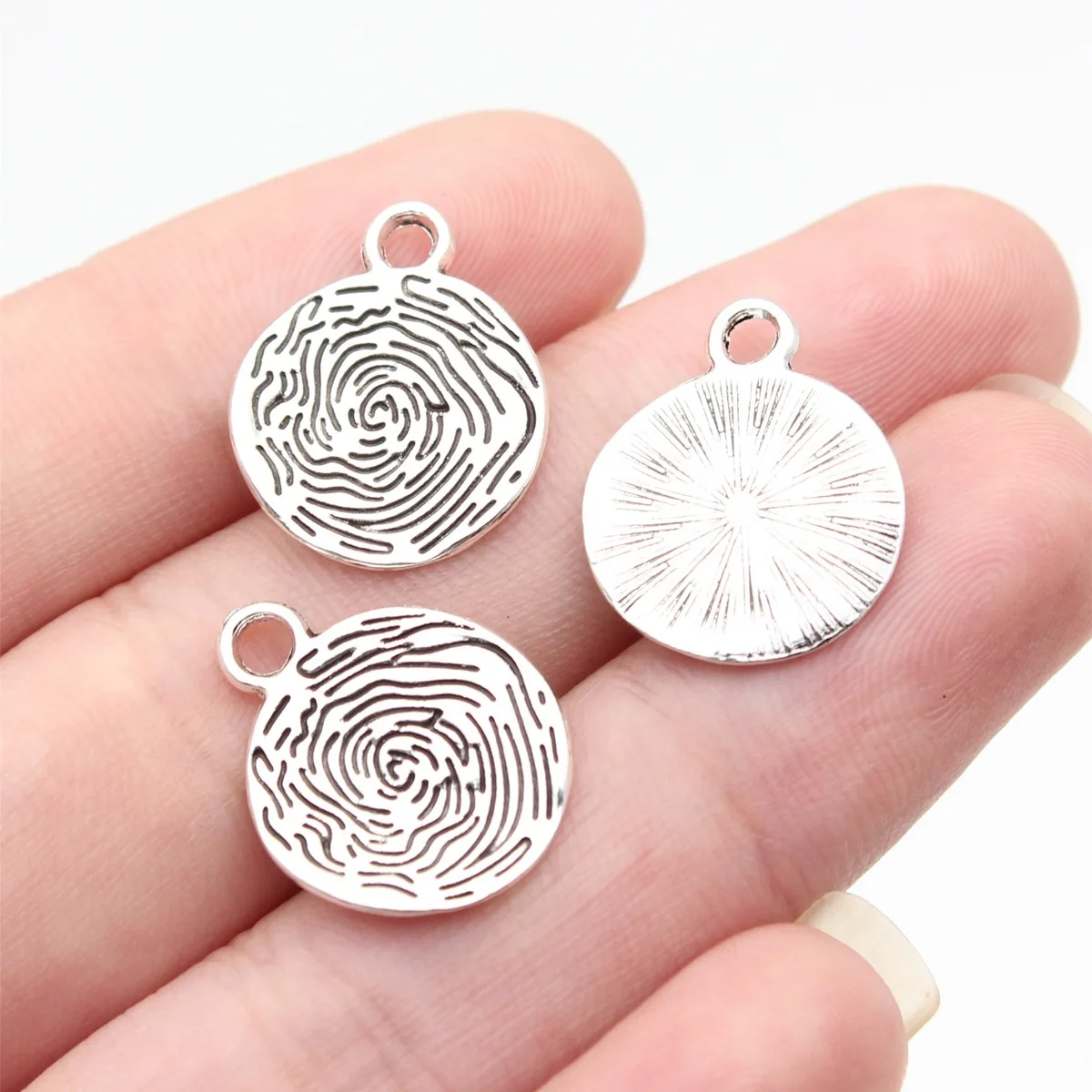 40pcs 19x15mm(0.75x0.59inch) Antique Silver Color Round Placemat Cushion Charms Pendants DIY Jewelry Making Accessories