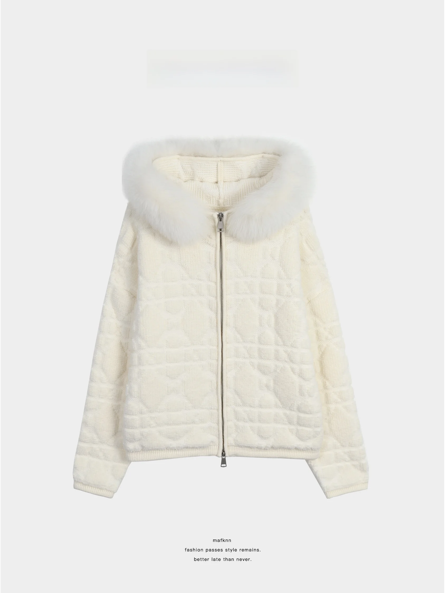 

Утепленная женская куртка больших размеров с меховым воротником и капюшоном, стеганая, из полиэстера и нейлона, А-силуэт