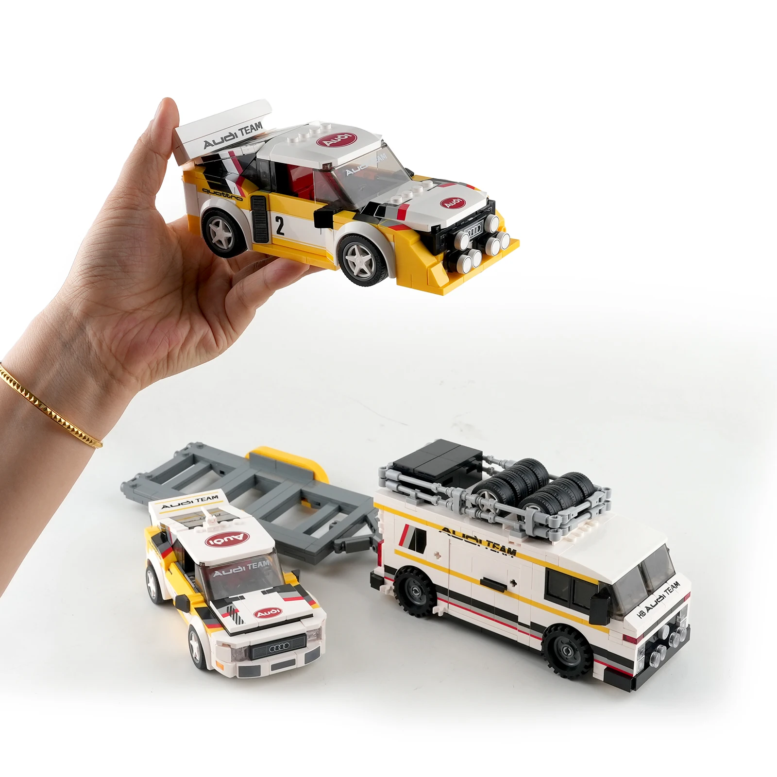 1:32 Città WRC Squadra Building Blocks Modello di Auto Auto Da Corsa Camper Camion Kit di Montaggio MOC Mattoni Giocattoli Per Bambini Set Regalo PB8812 1362PCS