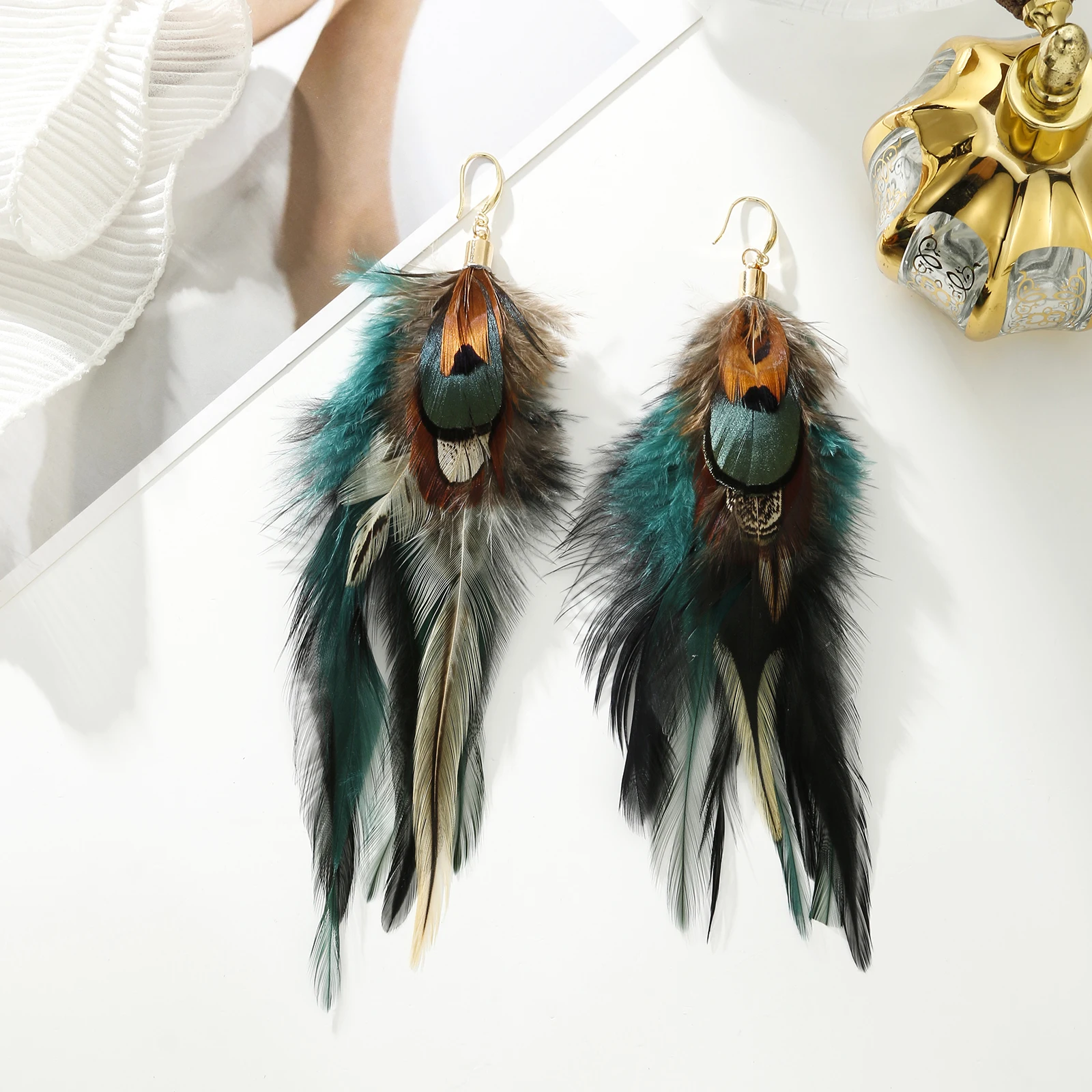 lureme Bohemian Style Multicolor Pheasant Feathers Dangle Earrings for Women Girls Large Feather Drop Earrings(er006405-8)