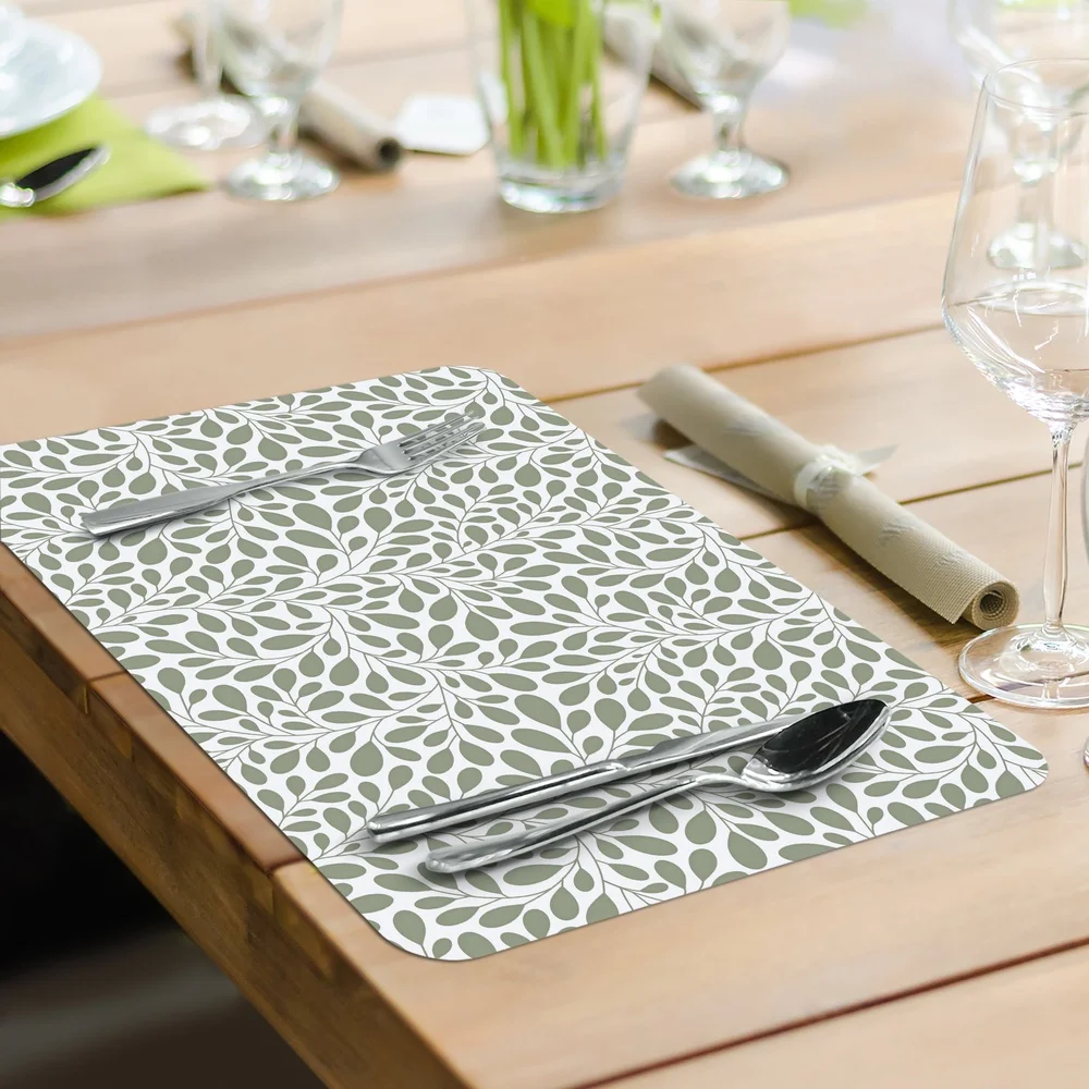 4 Pack Reversible Flexible Plastic Placemats Garden Vines Water-Resistant Easy Clean BPA PVC Free Table Protector Decor