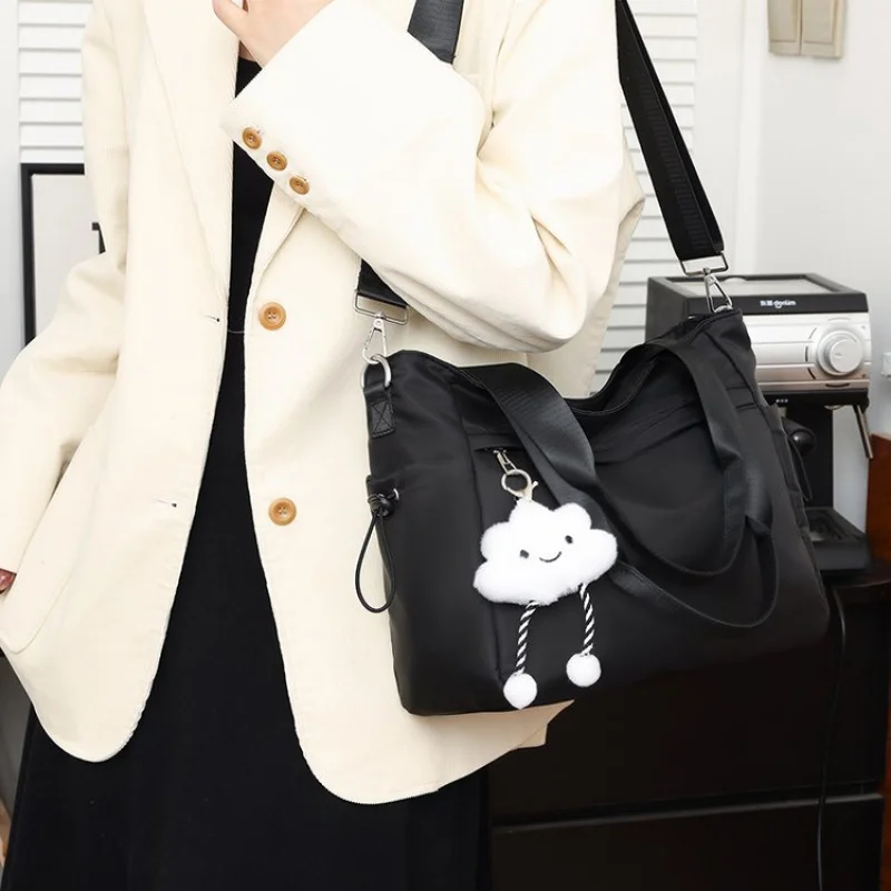 

Classic Elegant Women's Leather Shoulder Bag Designer Crossbody Handbags Stylish Tote Messenger Purse Luxury Brand