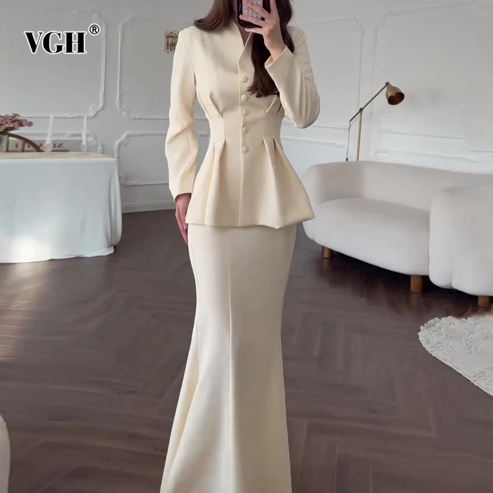 

VGH Solid Slimming Elegant Two Piece Sets For Women Round Neck Long Sleeve Top High Waist Skirt Temperament Set Female Fashion