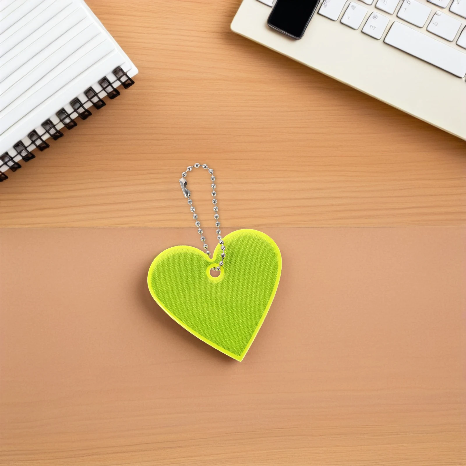 

24Pcs Outdoor Reflective Pendants Safety Keychain High Visibility Star Heart Backpack Cycling Bag Charm Pendant