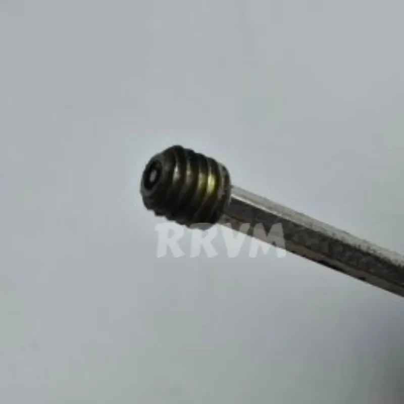 1PC New Original Roland MDX-15 MDX-20 SET-SCREW,WP 3*3 3C 31199710