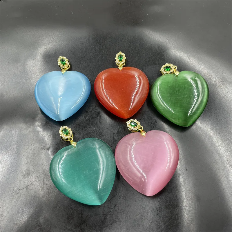 Cheap Jade New Large Cat's Eye Stone Double-Sided Chicken Heart Pendant Emerald Jade Heart-Shaped Pendant Jade pendant