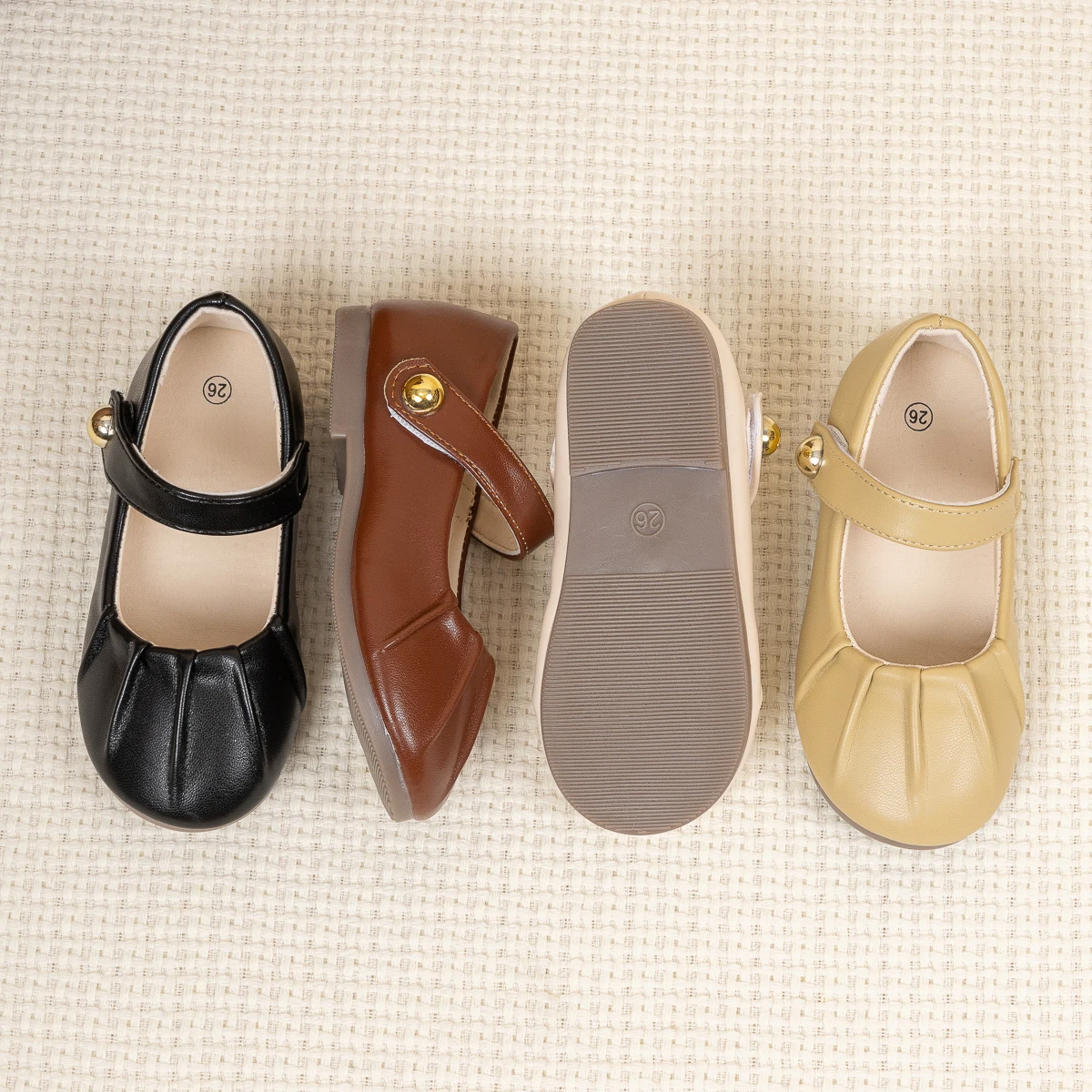 

Детская обувь принцессы Four Seasons, элегантная повседневная кожаная обувь из искусственной кожи на низком каблуке с нескользящей мягкой подошвой, четыре цвета, размер 21-30